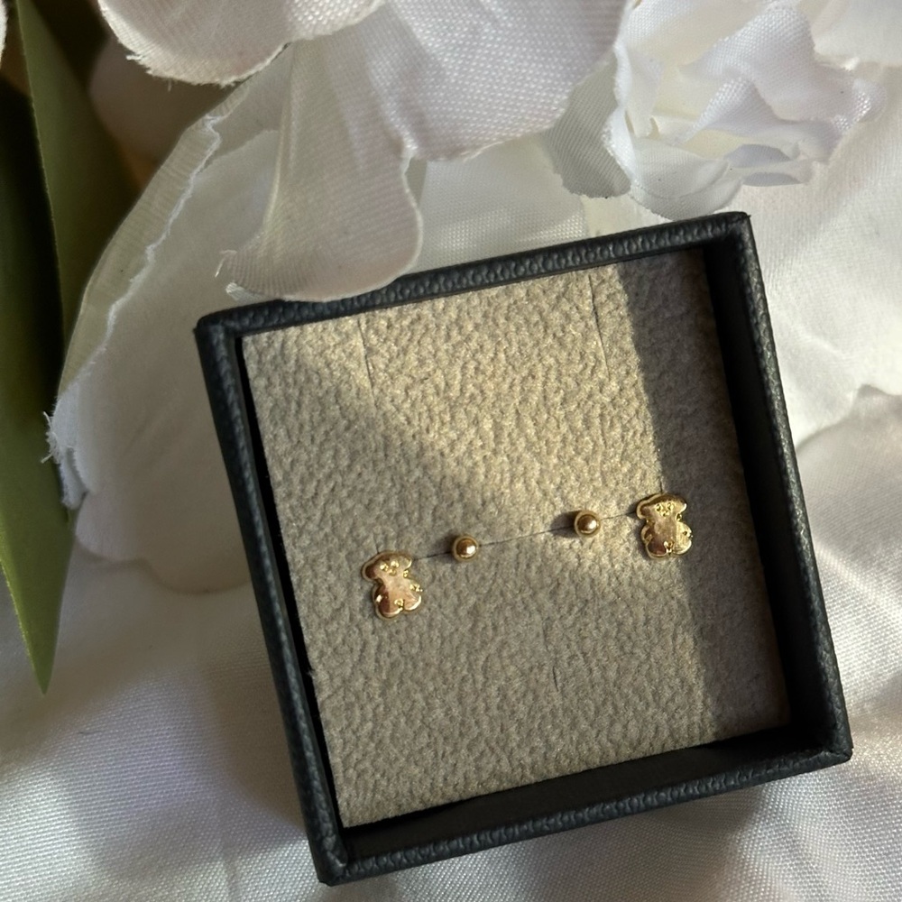 10k gold earrings